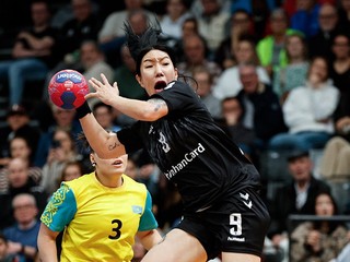 Momentka z majstrovstiev sveta v hádzanej žien 2025.