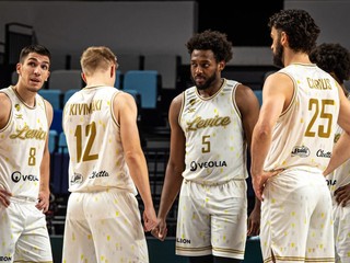 Basketbalisti Levíc.