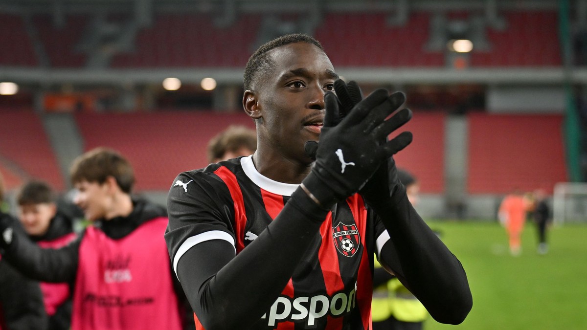 Explózia v Trnave. Bývalý hráč zrazil Slovan a štýlovo to oslávil, Weiss utešoval