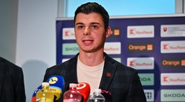 Hlavný tréner slovenskej hokejovej reprezentácie do 18 rokov Martin Dendis.