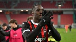 Na snímke radosť hráča Trnavy Idjessiho Metsoka po postupe.