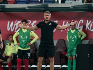 Ashley Westwood na lavičke reprezentácie.