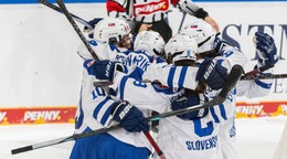 Gólová radosť slovenských hokejistiek.