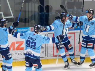 Hráči Nitry sa tešia z gólu.