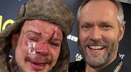 Pukač s Novotným na tlačovej konferencii.