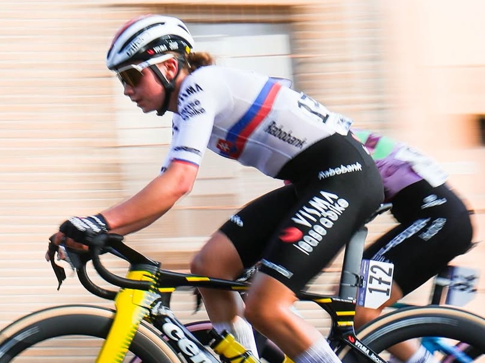 Slovenská cyklistka Viktória Chladoňová počas Gira d'Italia 2026.