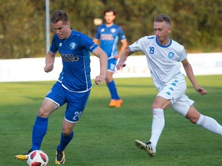 Vľavo Jakub Novotný.