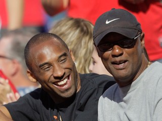 Kobe Bryant a jeho otec Joe. 