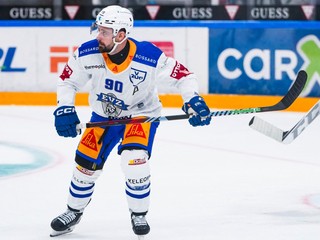 Tomáš Tatar v drese Zugu