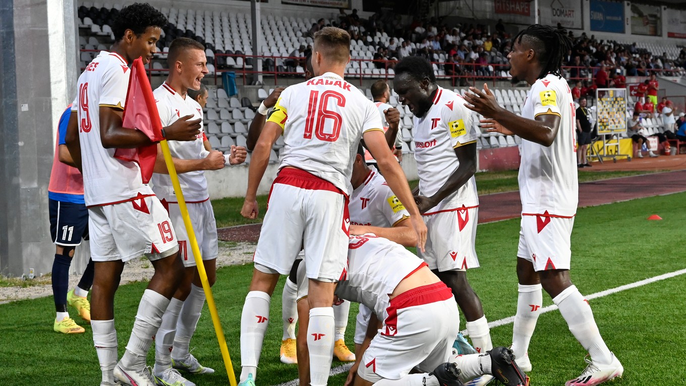 Futbalisti AS Trenčín.