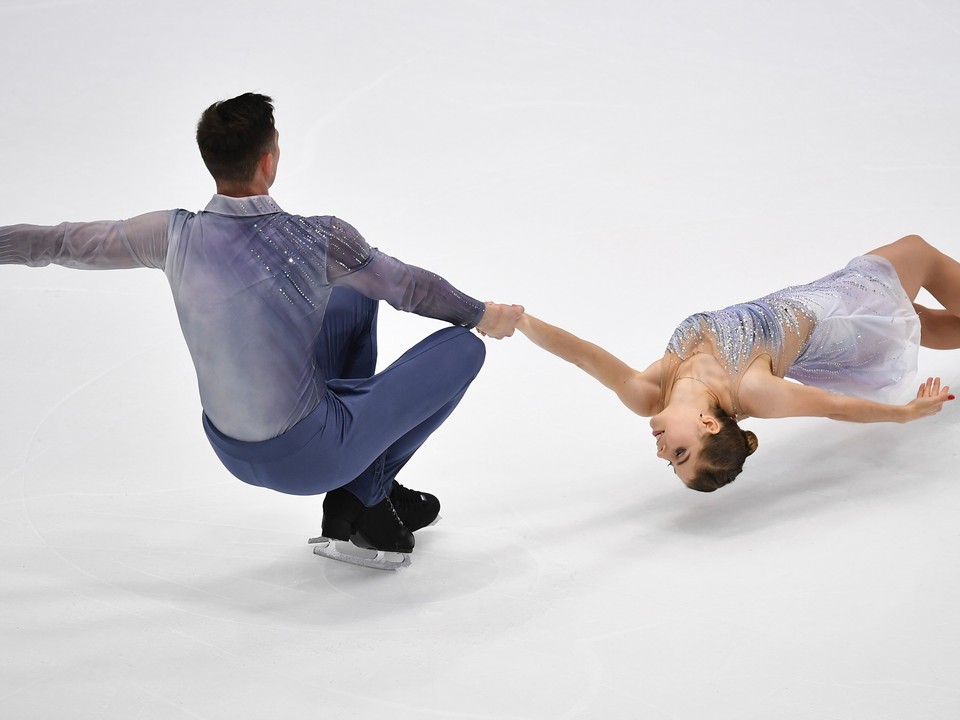 Anastasia Mišinová a Alexander Galljamov na ME 2022 v Tallinne.