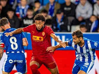 Momentka zo zápasu Alavés - Valencia.