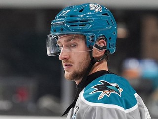 Pavol Regenda v drese tímu San Jose Barracuda.