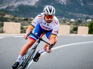 ONLINE prenos: Peter Sagan dnes ide MSR a ČR v cyklistike 2022.