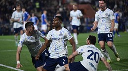 Hráči Interu oslavujú gól