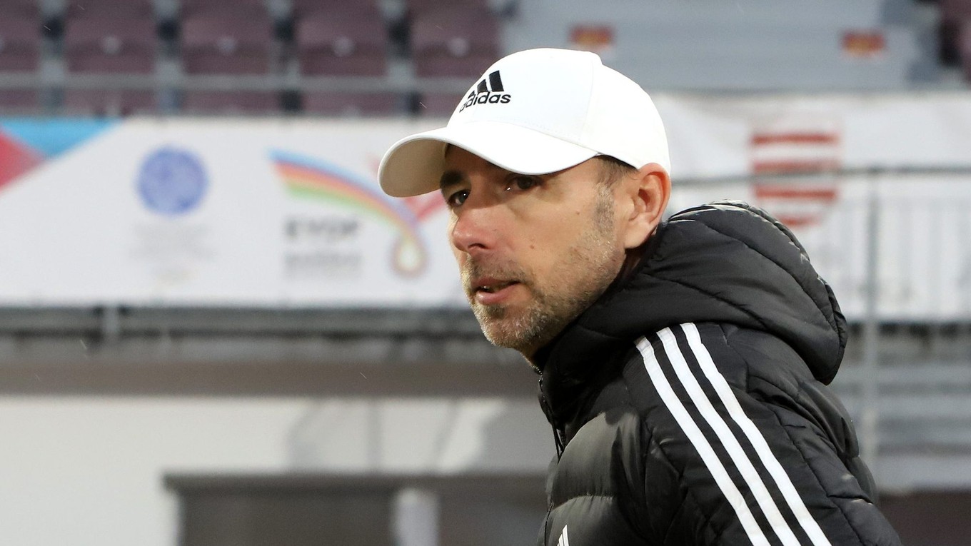 Tréner Mário Auxt.