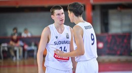 Radosť slovenských basketbalistov do 16 rokov. 