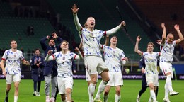 Erling Haaland sa so spoluhráčmi teší z postupu Nórska na MS vo futbale 2026. 