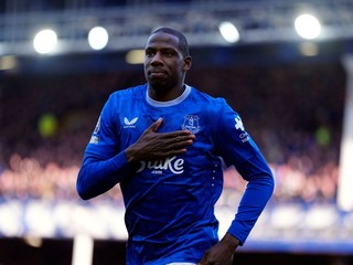 Abdoulaye Doucoure v drese Evertonu.