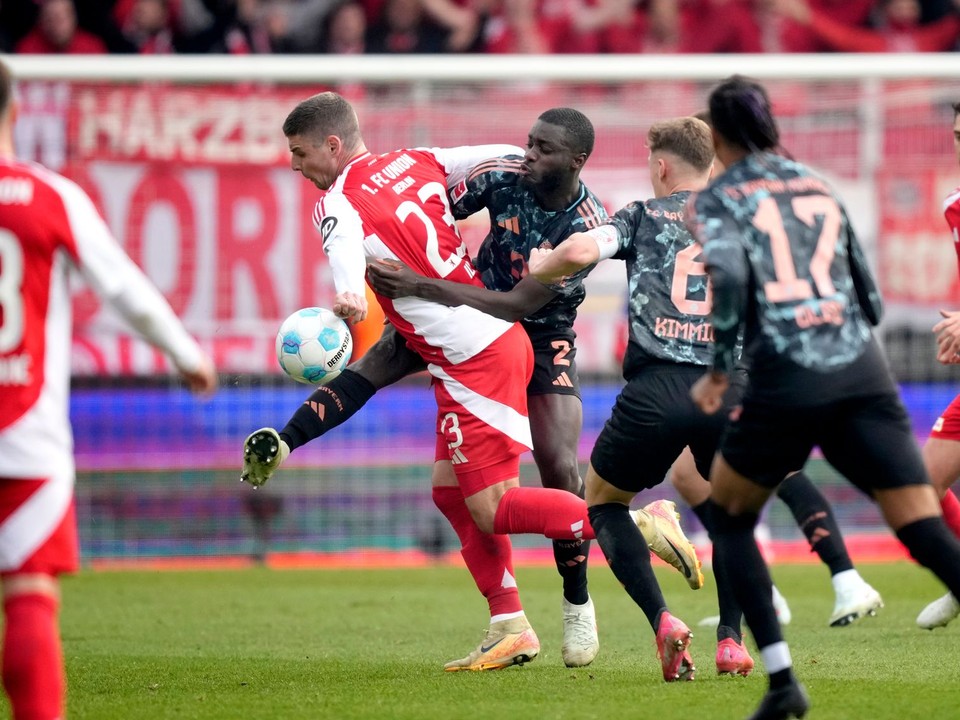 Momentka zo zápasu Union Berlín - Bayern Mníchov v 26. kole Bundesligy.