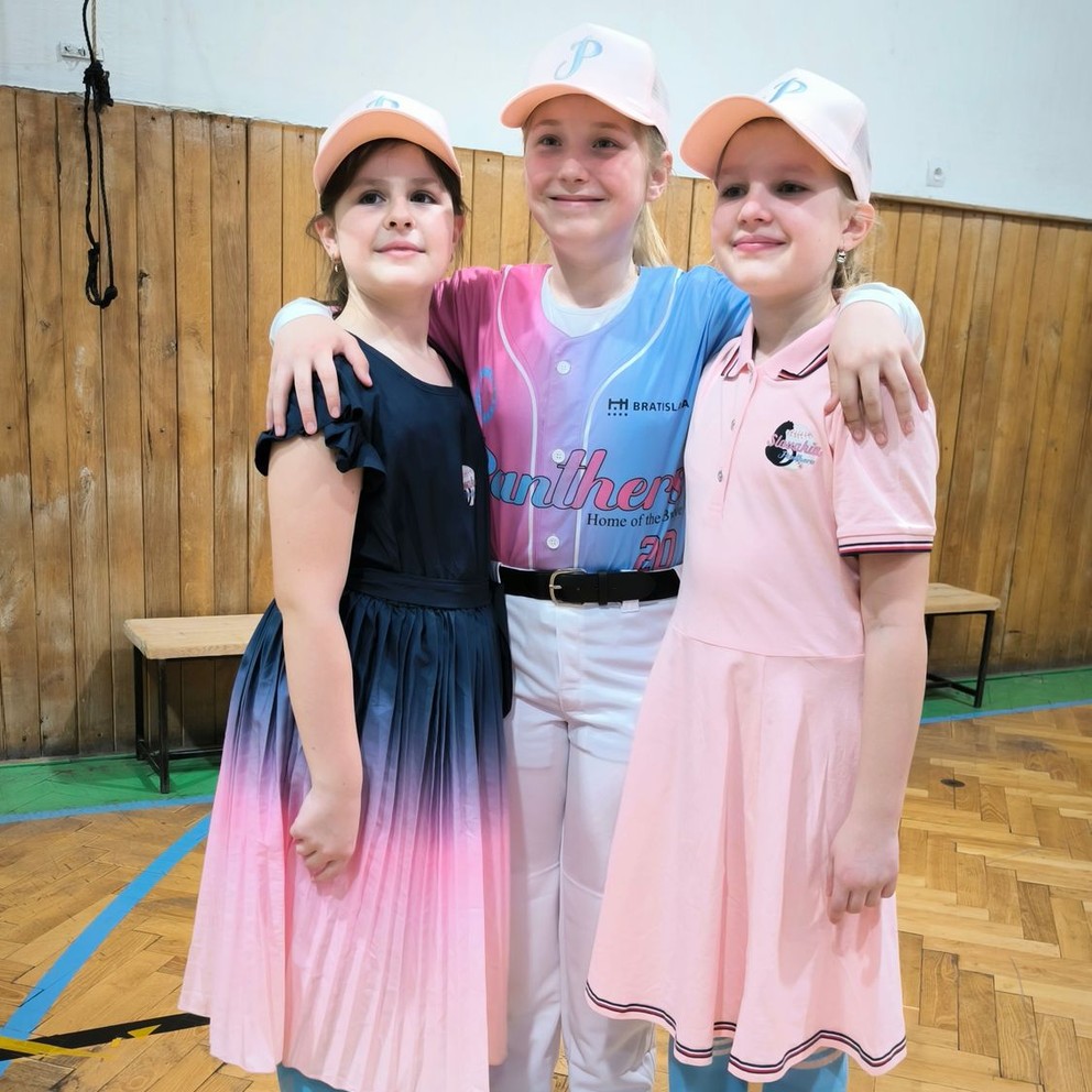 Bejzbalistky dievčenského tímu Slovakia Panthers.