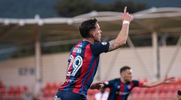 Marek Kuzma sa teší po strelenom góle v zápase FC ViOn Zlaté Moravce - AS Trenčín v prvom dueli baráže o Niké ligu.