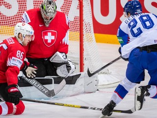 Martin Gernát v zápase Slovensko - Švajčiarsko na MS v hokeji 2021.