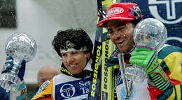 Vreni Schneiderová a Alberto Tomba s malými glóbusmi za slalom vo Svetovom pohár v zjazdovom lyžovaní 1993/1994.