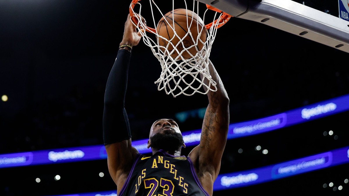 LeBron James v zápase s Orlandom