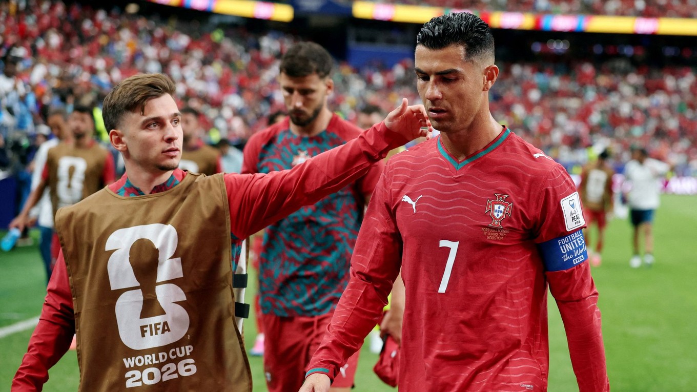Francisco Conceicao a Cristiano Ronaldo po zápase Portugalsko - DR Kongo na MS vo futbale 2026.