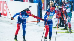 Program, výsledky a kalendár - Svetový pohár v biatlone 2024/2025. Predstavia sa aj Ema Kapustová (vľavo) a Paulína Bátovská Fialková.