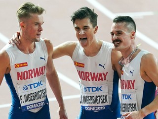 Nórski atléti a bratia zľava Filip Ingebrigtsen, Jakob Ingebrigtsen a Henrik Ingebrigtsen.