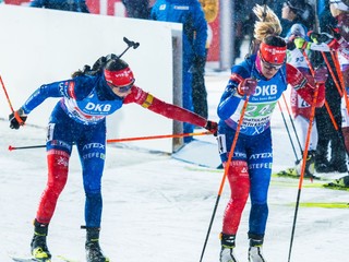 Program, výsledky a kalendár - Svetový pohár v biatlone 2024/2025. Predstavia sa aj Ema Kapustová (vľavo) a Paulína Bátovská Fialková.