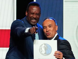 Dallas vyhral draftovú lotériu 2025