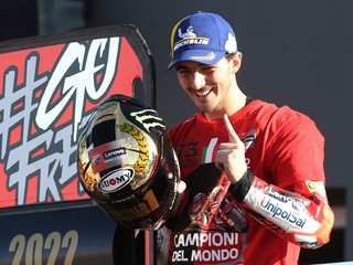 Francesco Bagnaia sa stal majstrom sveta MotoGP 2022.