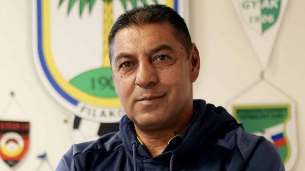 Volali ho Pelé aj Romário. Rómsky futbalista sa nedal odradiť predsudkami a osočovaním