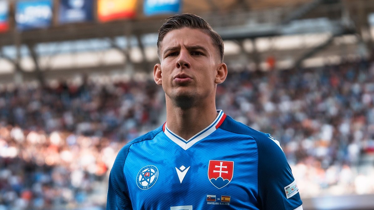 The young Slovak entertains the Italians. It is a fantasta that plays for two, said the expert