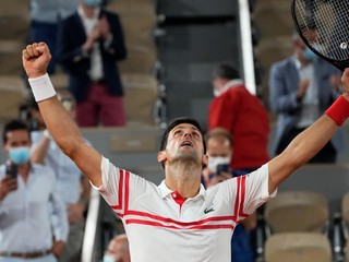 Novak Djokovič zdolal Rafaela Nadala v semifinále Roland Garros 2021.