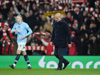 Pep Guardiola a Erling Haaland po prehre s Arsenalom.