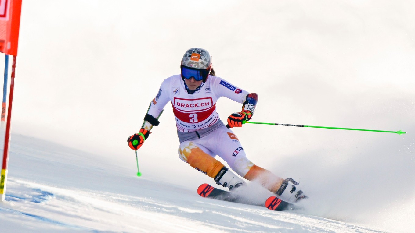 Petra Vlhová nedokončila 1. kolo obrovského slalomu v Lenzerheide.