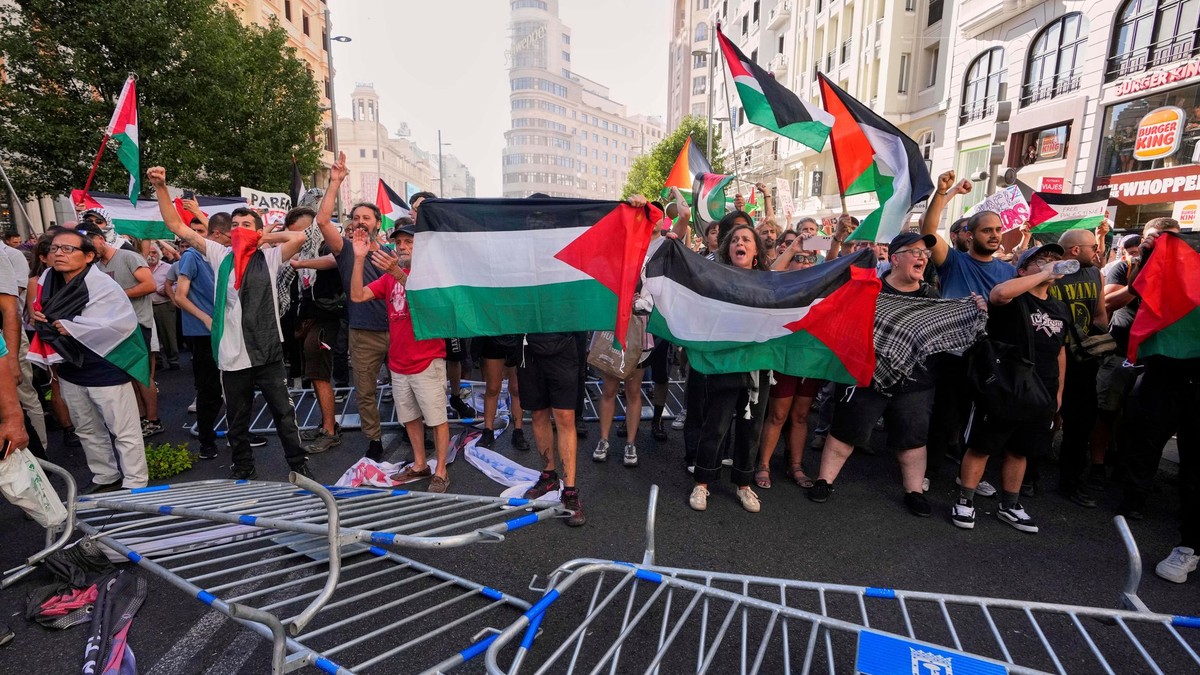 Protesty počas Vuelta a Espaňa 2025.