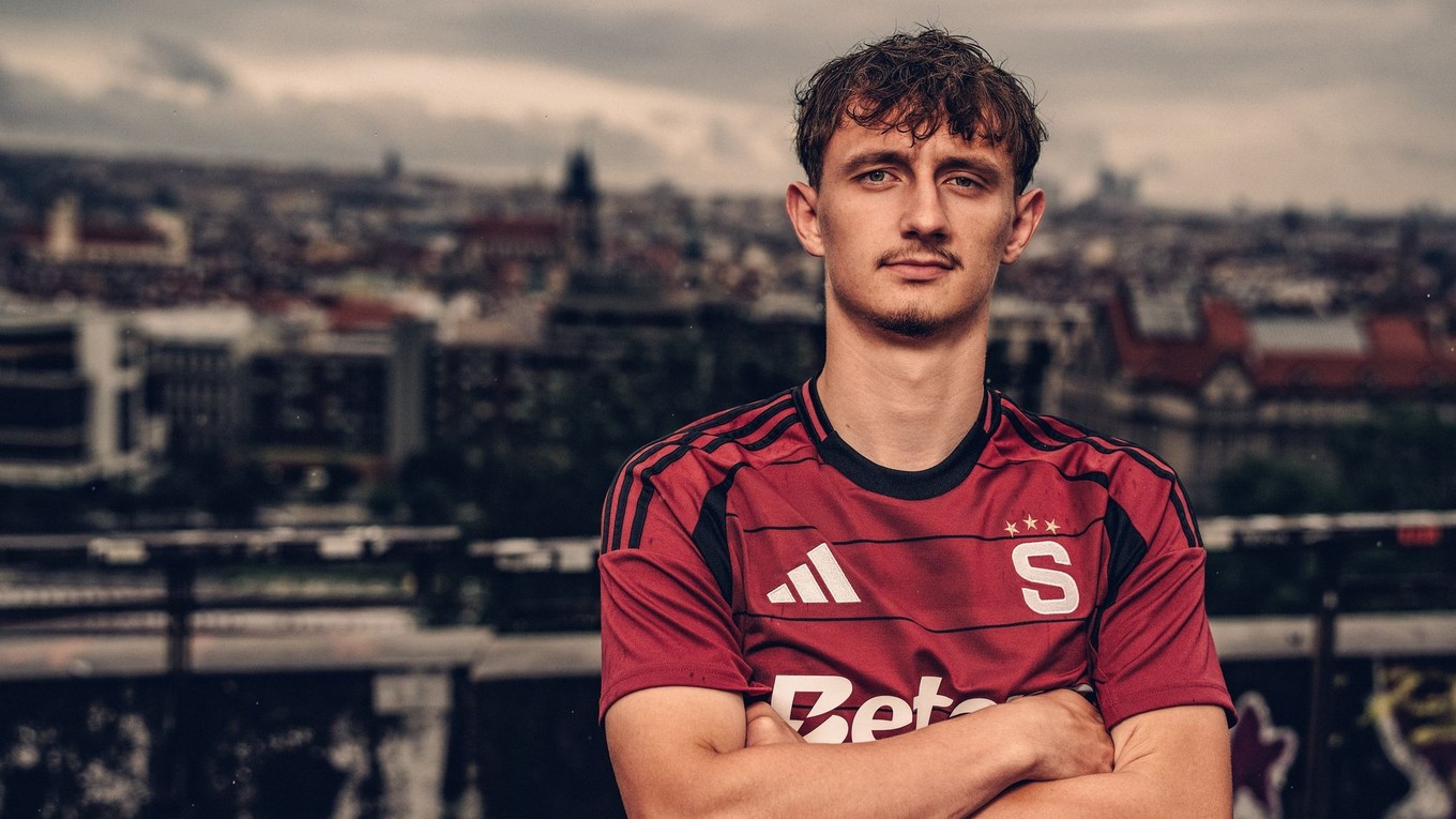 Dominik Hollý prestúpil do Sparty