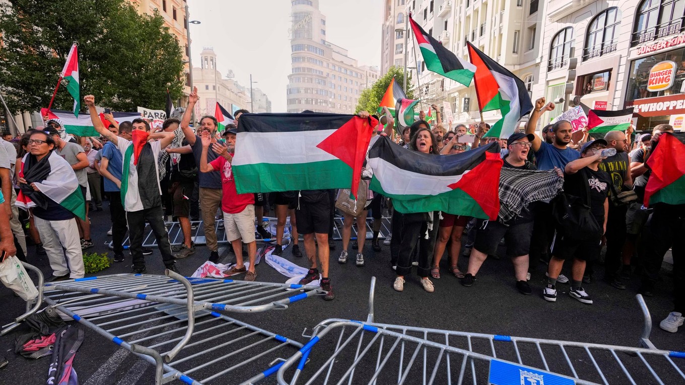 Protesty počas Vuelta a Espaňa 2025.