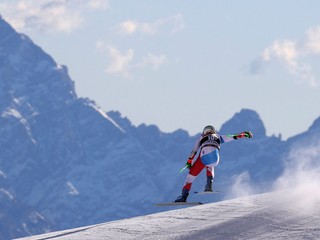 Súťaže v alpskom lyžovaní žien sa budú konať na ZOH 2026 v Cortine d'Ampezzo.