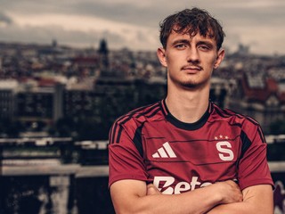 Dominik Hollý prestúpil do Sparty