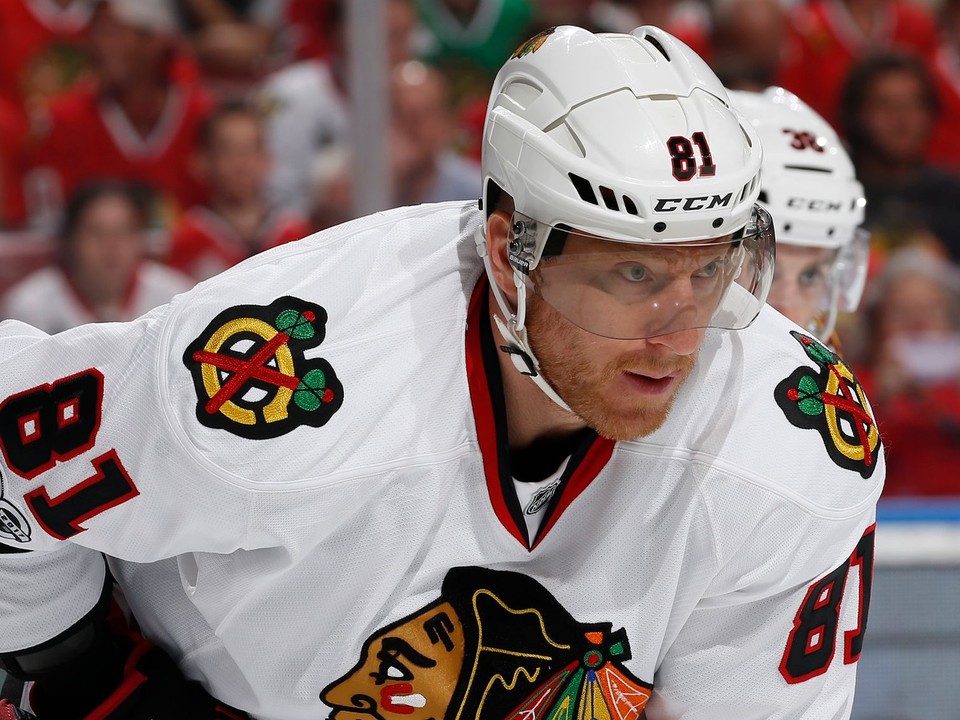 Marián Hossa v drese Chicago Black Hawks počas zápasu zámorskej hokejovej NHL proti Floride Panthers.