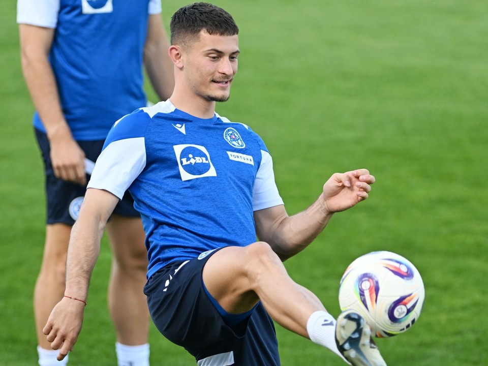 Adrián Kaprálik počas tréningu 