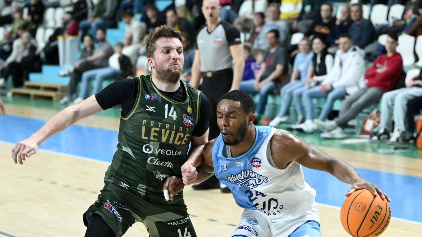 David Abrhám (Levice) a Justin Windell Gordon (Nitra).