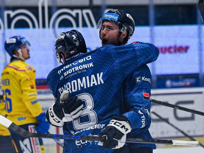 Jakub Chromiak a Carter Robertson.