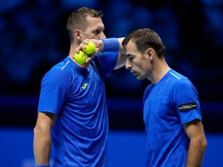 Slovenský tenista Filip Polášek (vľavo) a Chorvát Ivan Dodig. 